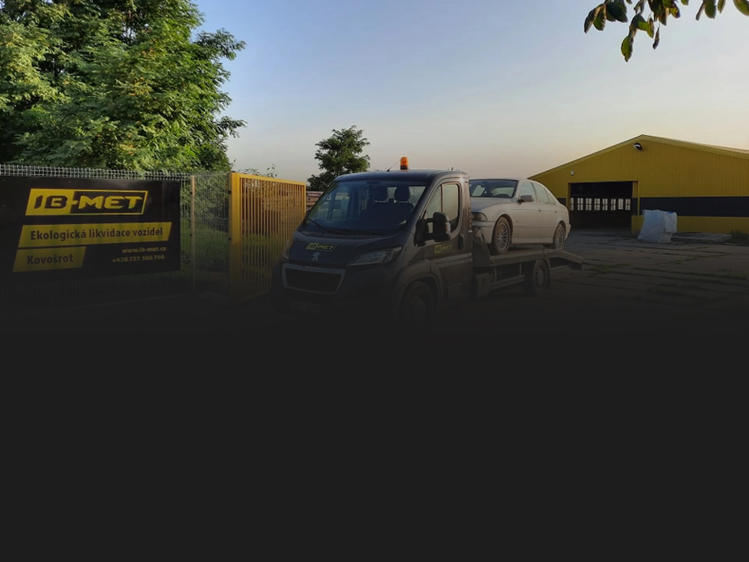  KOVOŠROT • EKOLOGICKÁ LIKVIDACE VOZIDEL • AUTOVRAKOVIŠTĚ